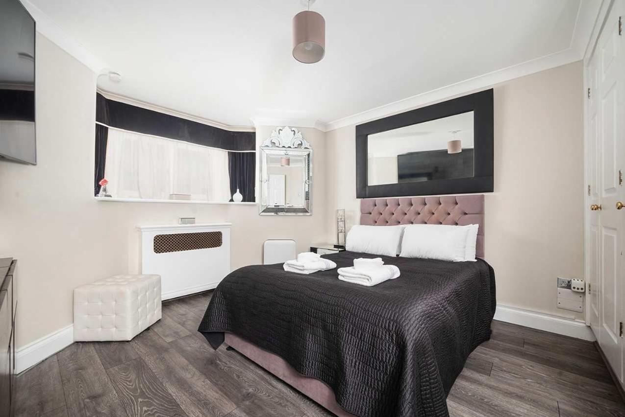 Luxury Flat In Cheslea Prime Location London