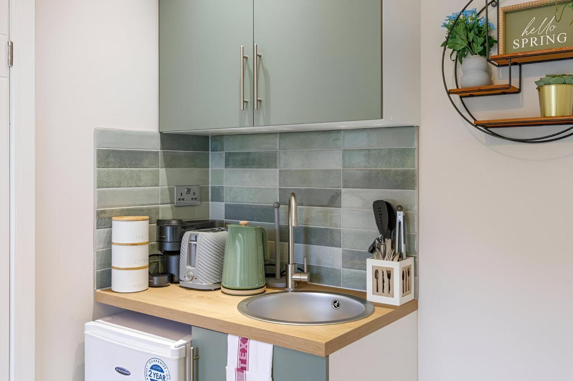 Serene Getaway With Calming Ambiance * Londen