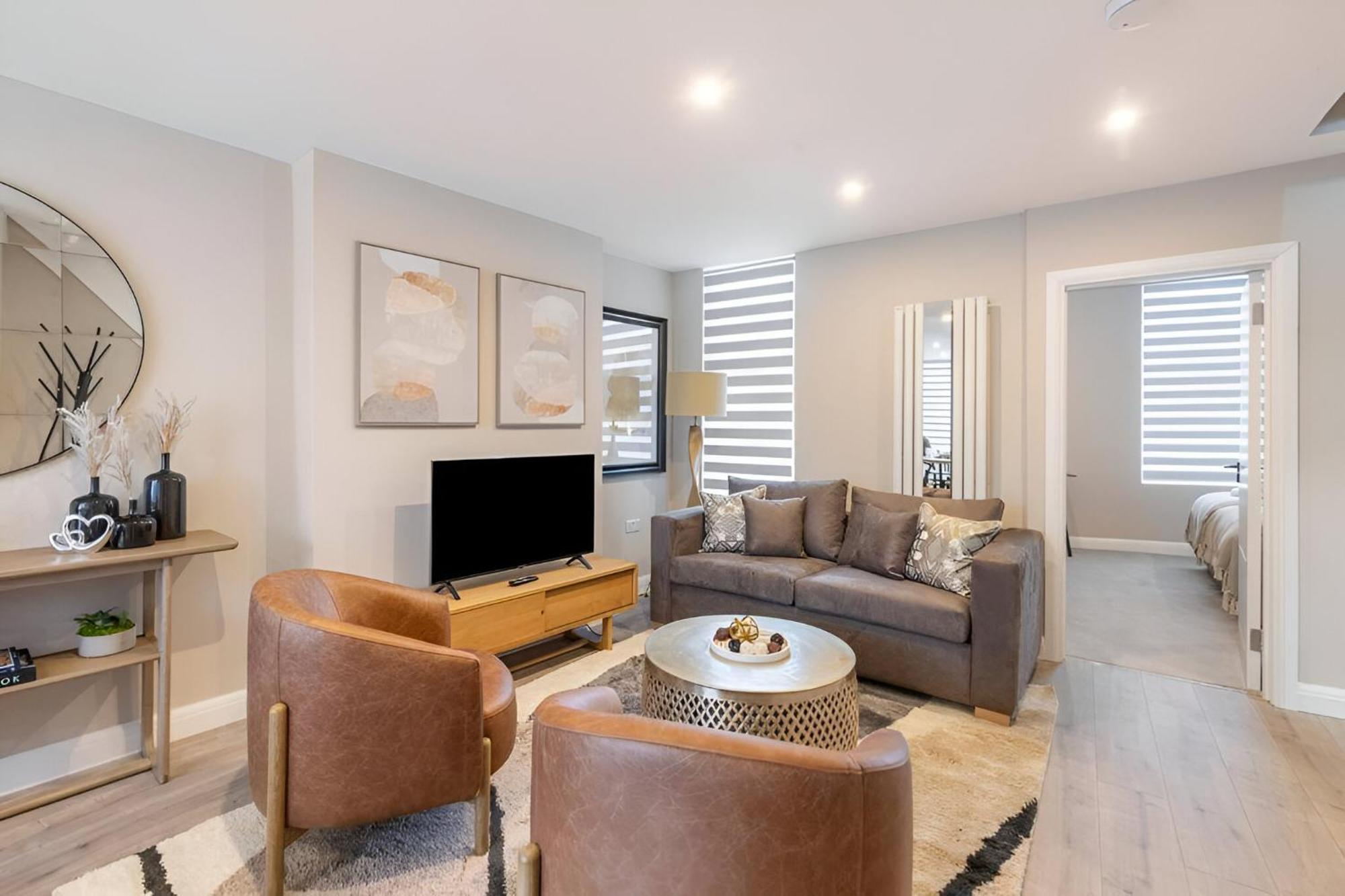 Appartement Earthy Elegance Stylish 4br For Urban Escapes