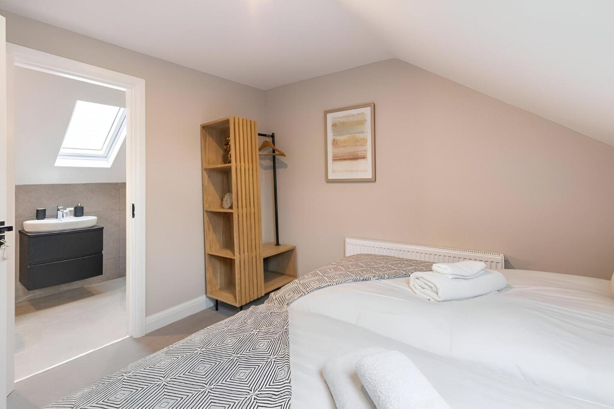 Appartement Earthy Elegance Stylish 4br For Urban Escapes *