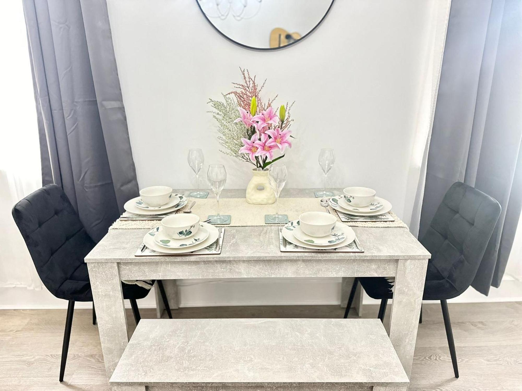 Leilighet Central Two Bedroom *