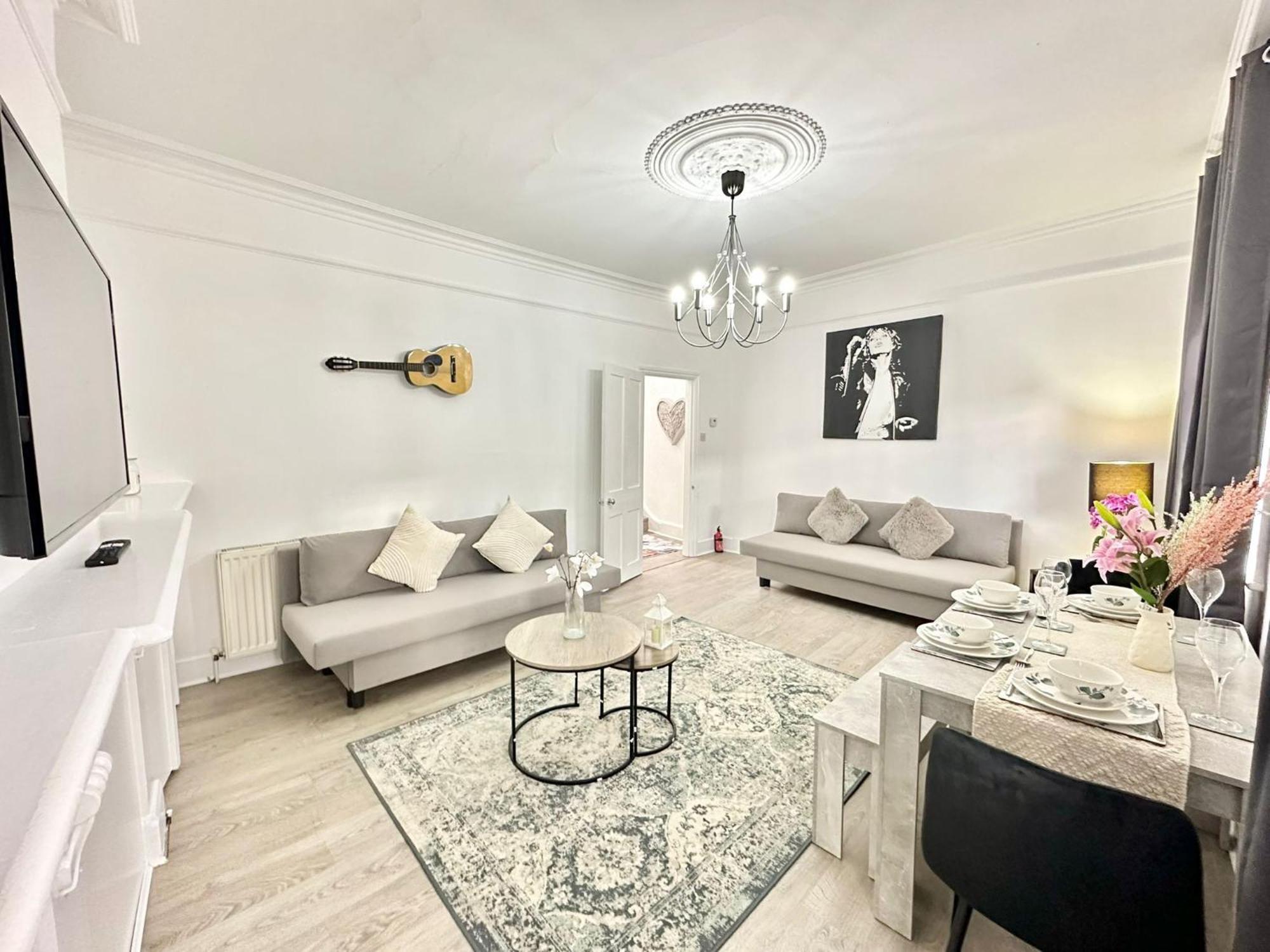 Leilighet Central Two Bedroom London