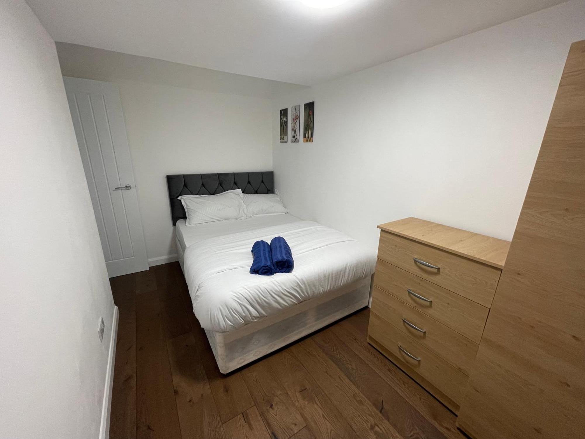 Stratford-2bedroom-close To Local Transport- Wifi