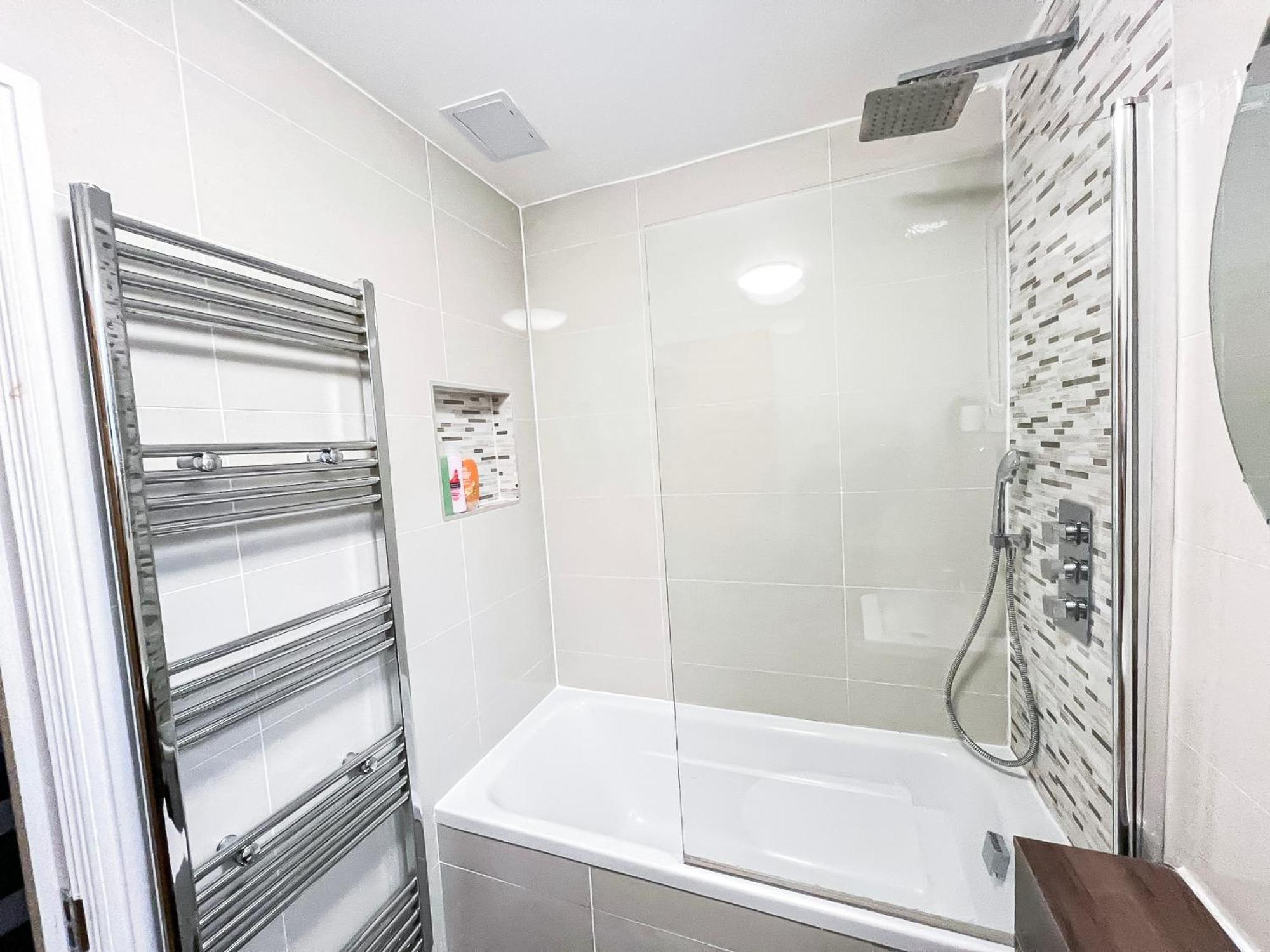 Tranquil 3bdr Haven In Stockwell Near The Oval * London