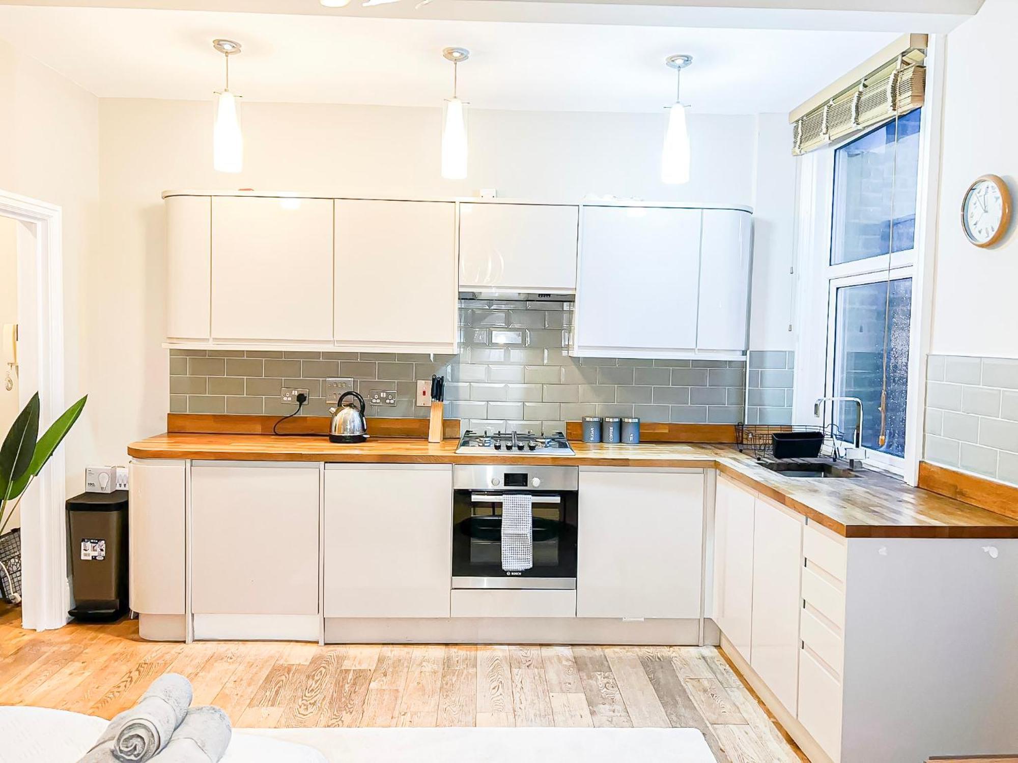 Tranquil 3bdr Haven In Stockwell Near The Oval Apartment London