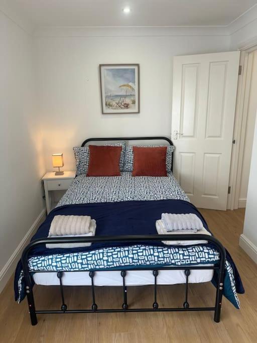 2 Bedroom, Parking, Hounslow St Leilighet