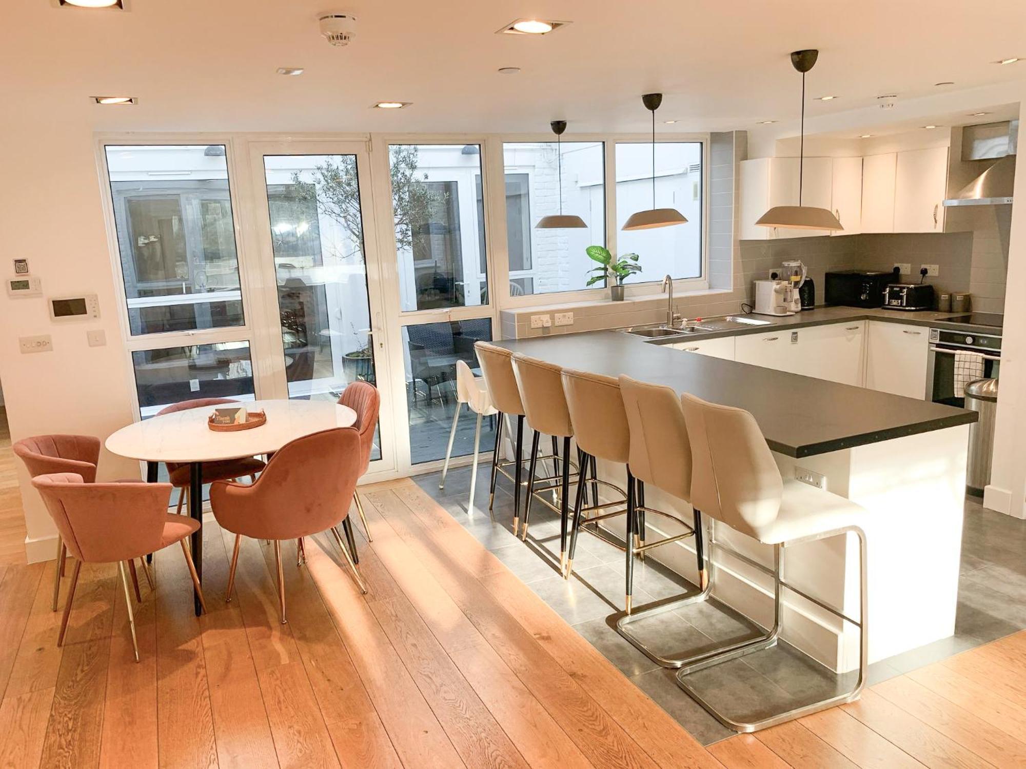 Chic 3 Bedroom Flat With Private Terrace In Holloway Near Finsbury Park * Londres