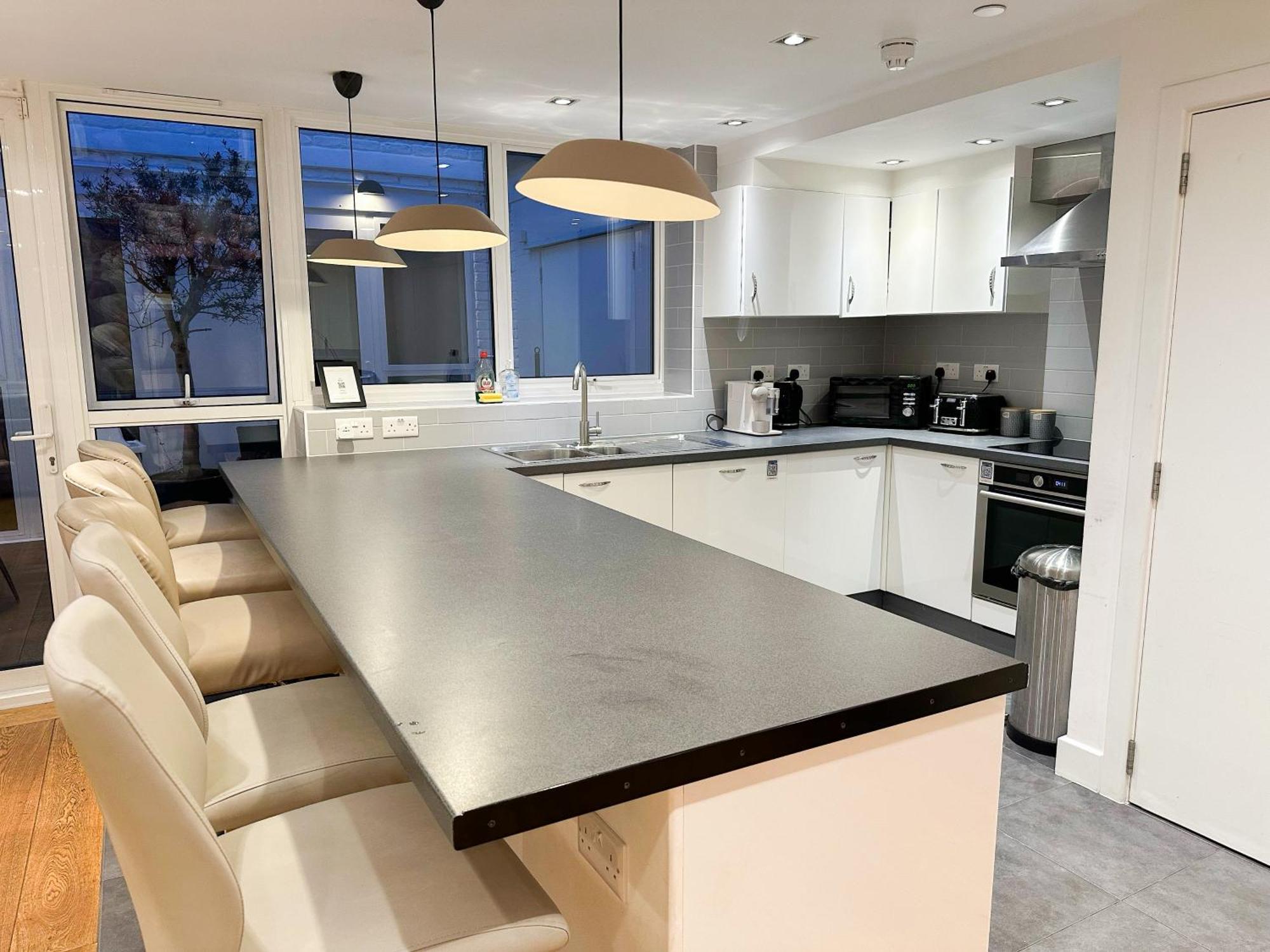 Chic 3 Bedroom Flat With Private Terrace In Holloway Near Finsbury Park * Londres