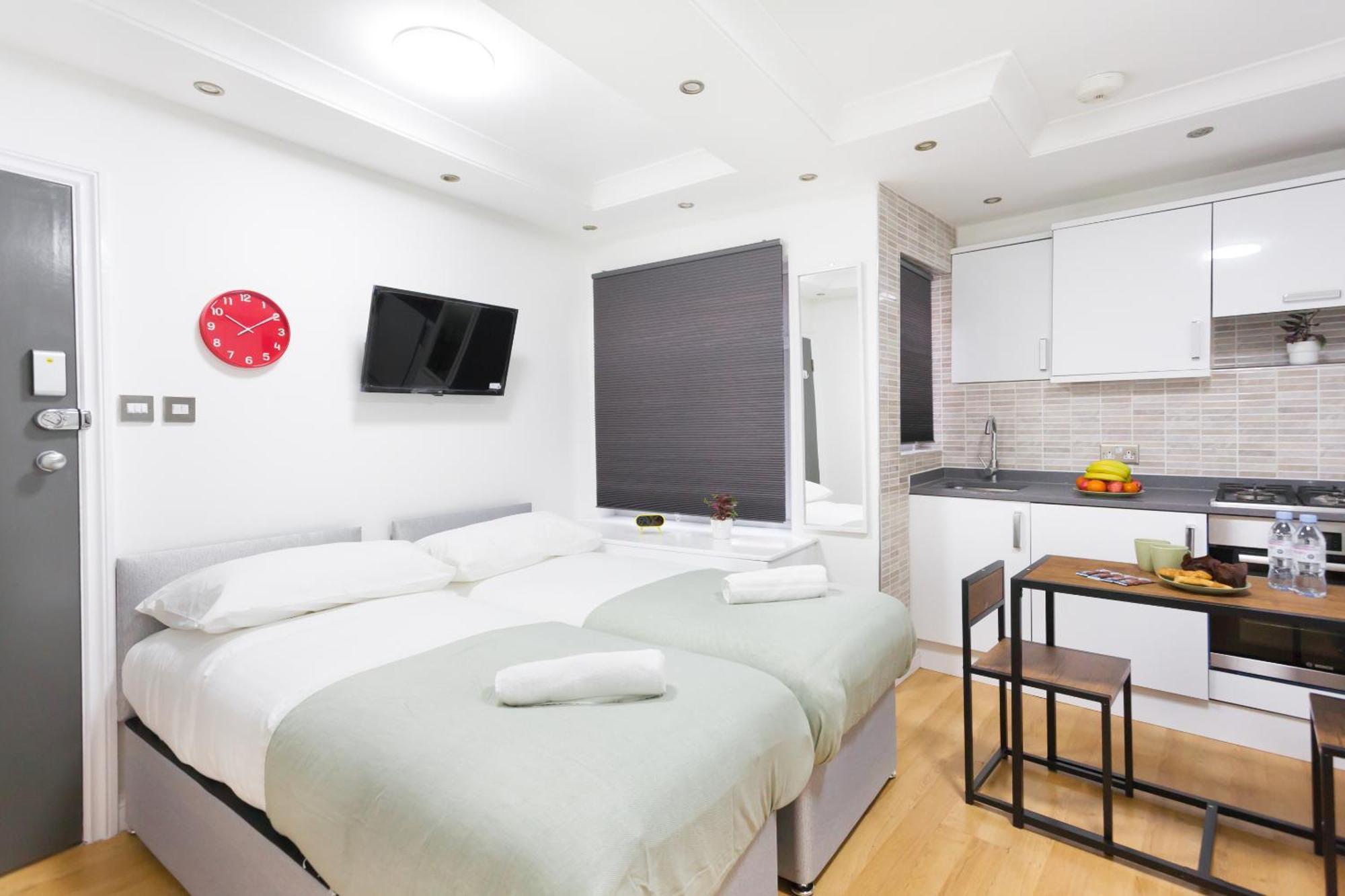 Studio9 - Next To Emirates Stadium - Budget With Shared Bathroom London