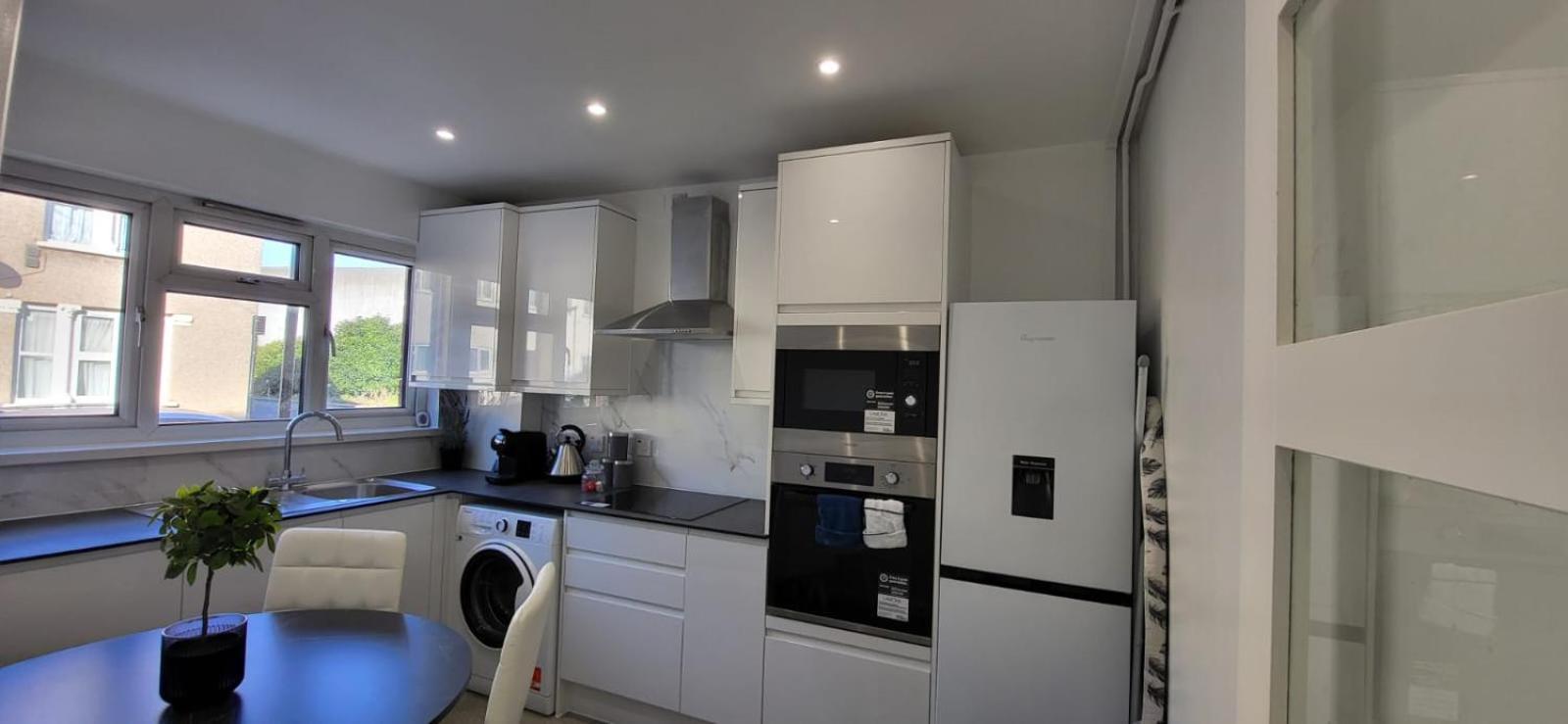 Delight Home-london Airport & Excel Vakantiehuis