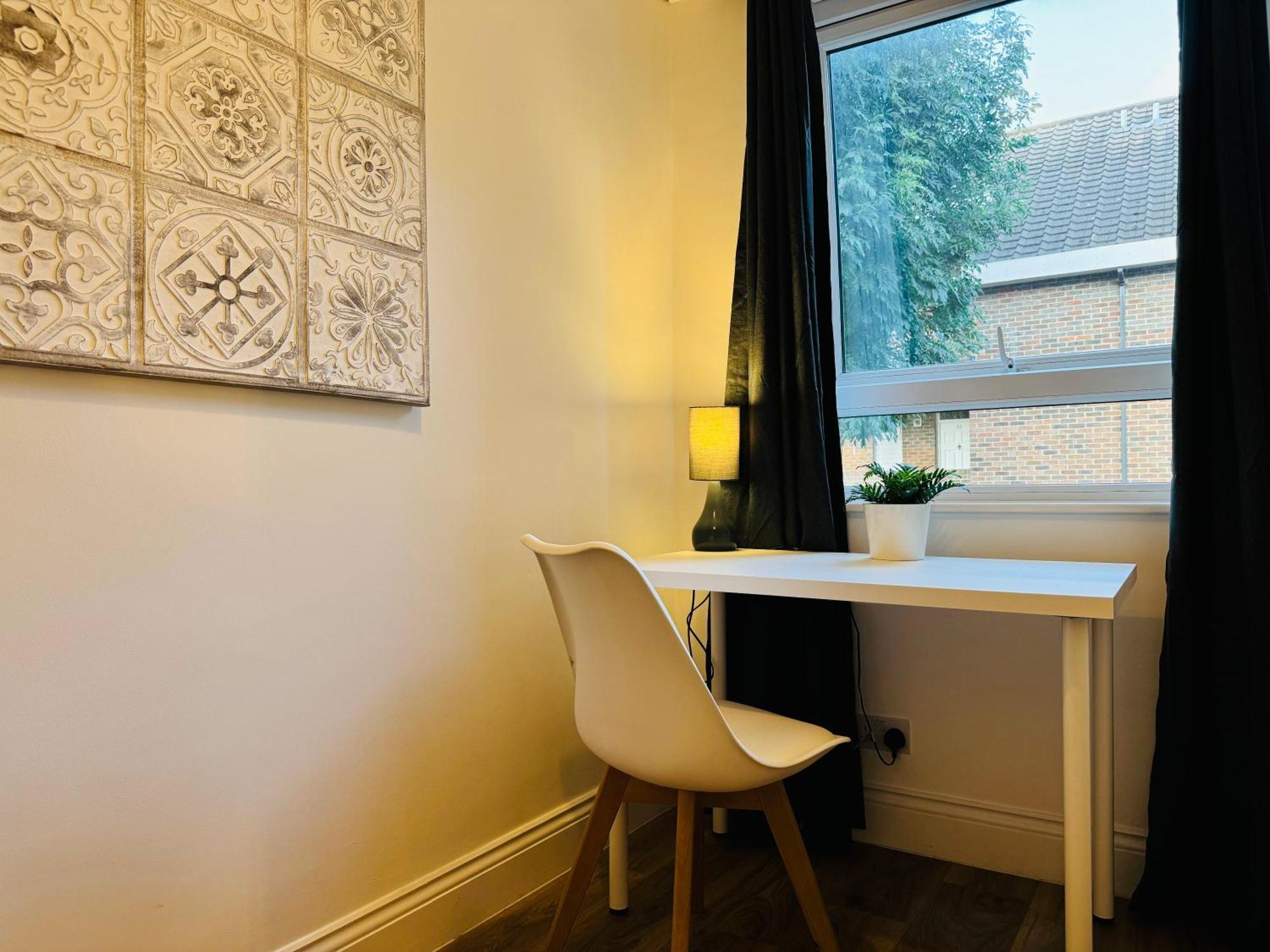 Apartamento Earlsfield - Two Bedroom Flat Londres