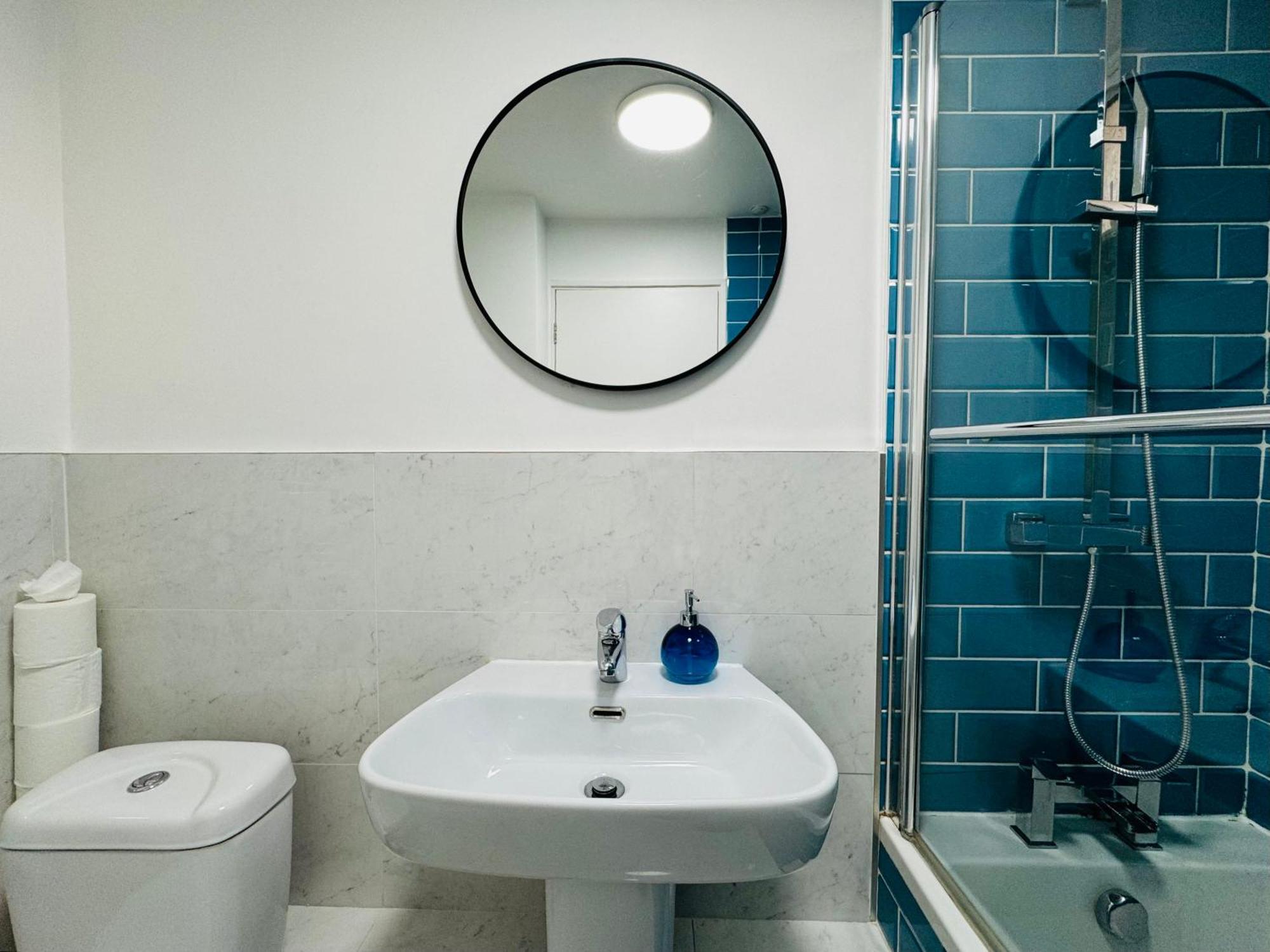 Earlsfield - Two Bedroom Flat Apartamento