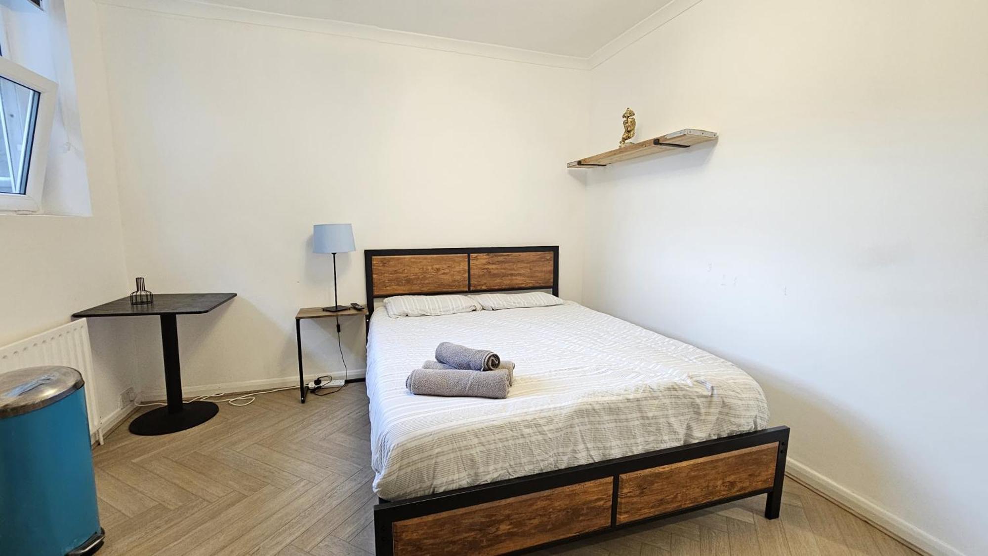 Apartment Newly Renovated & Ensuite Rooms! - Camberwell London