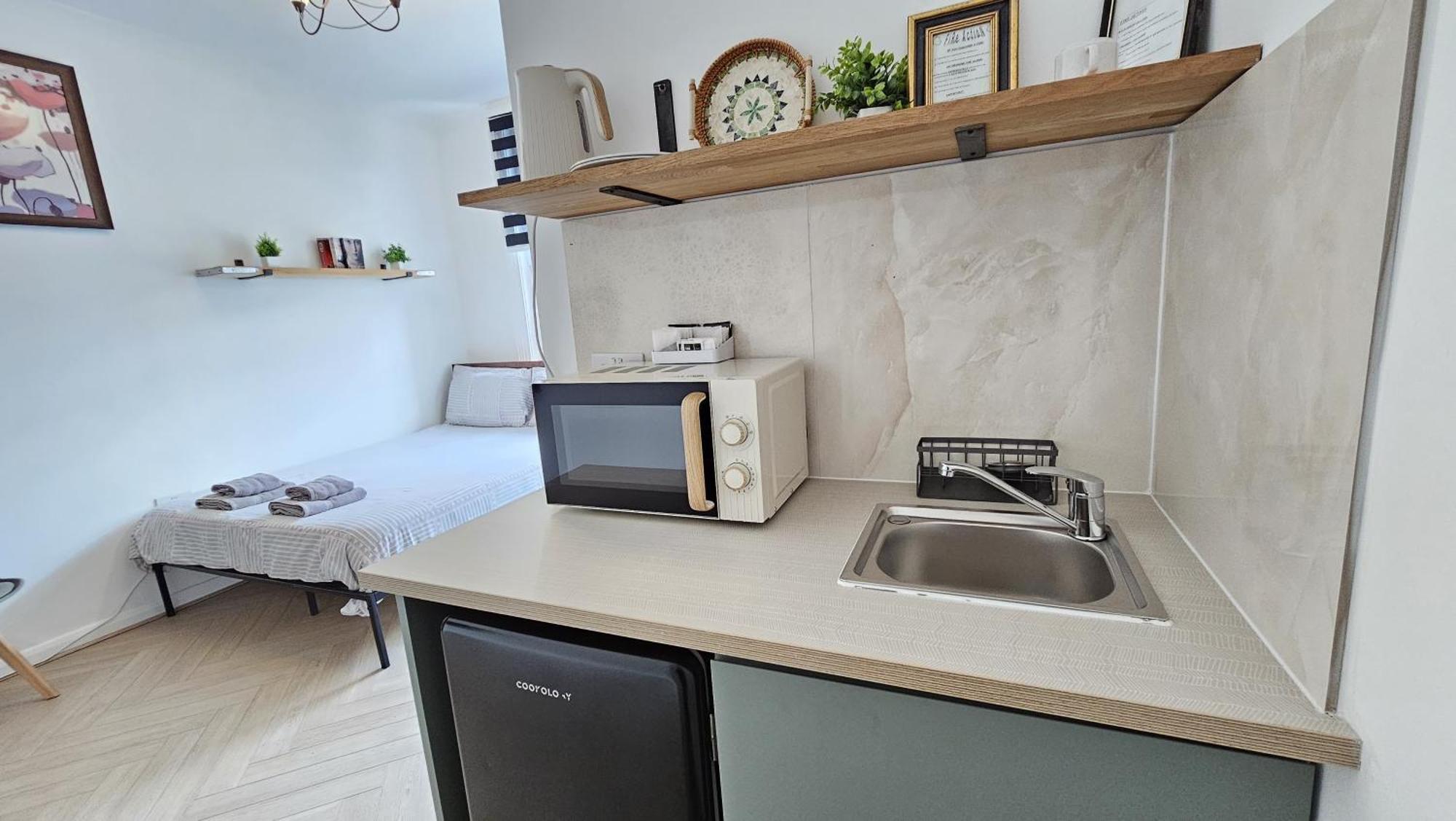 Newly Renovated & Ensuite Rooms! - Camberwell Apartment *