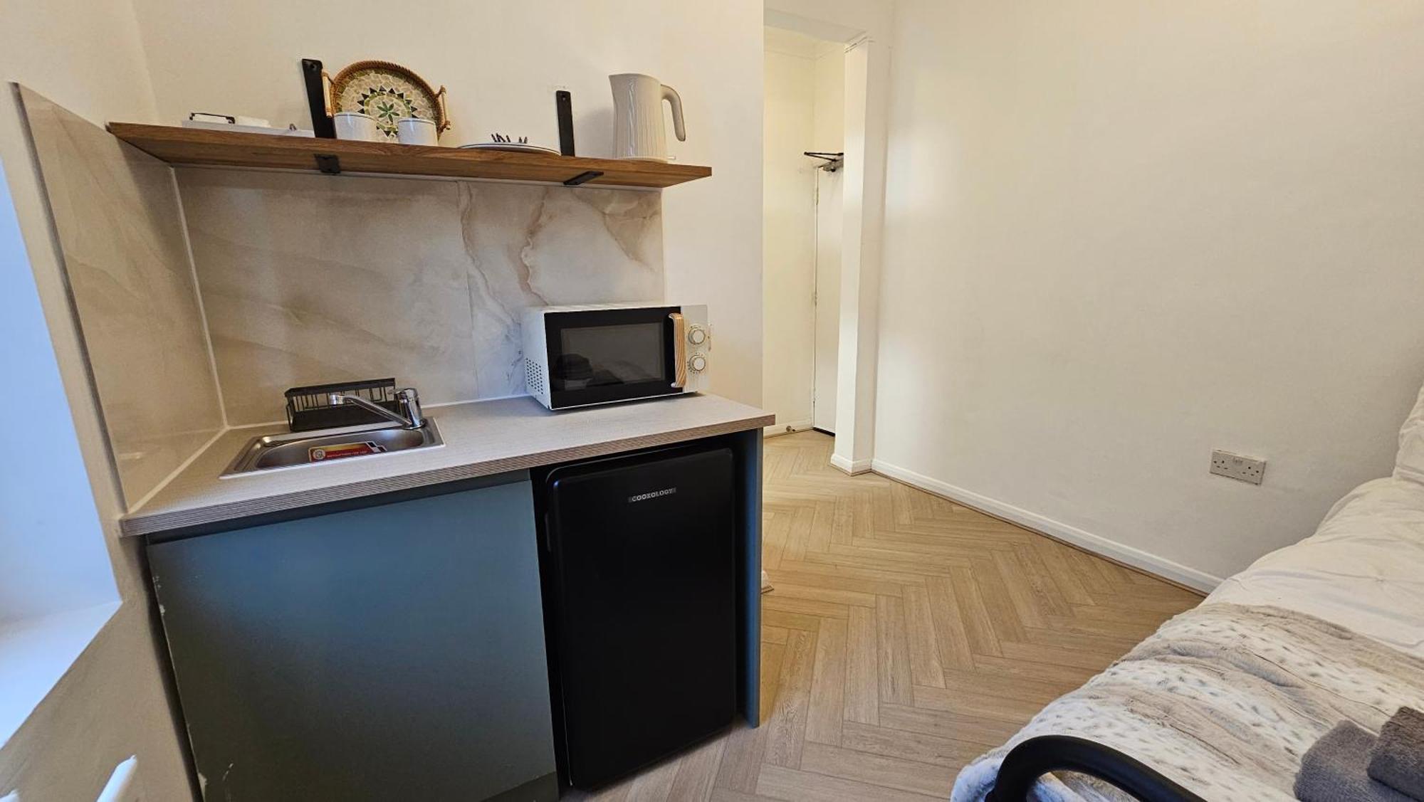 Apartment Newly Renovated & Ensuite Rooms! - Camberwell
