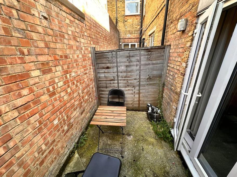 2 Bedroom In Se13 Appartement *