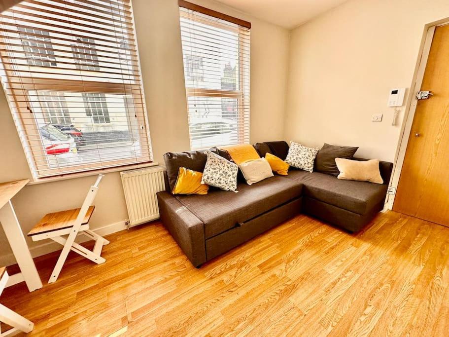 Appartement 2 Bedroom In Se13 *