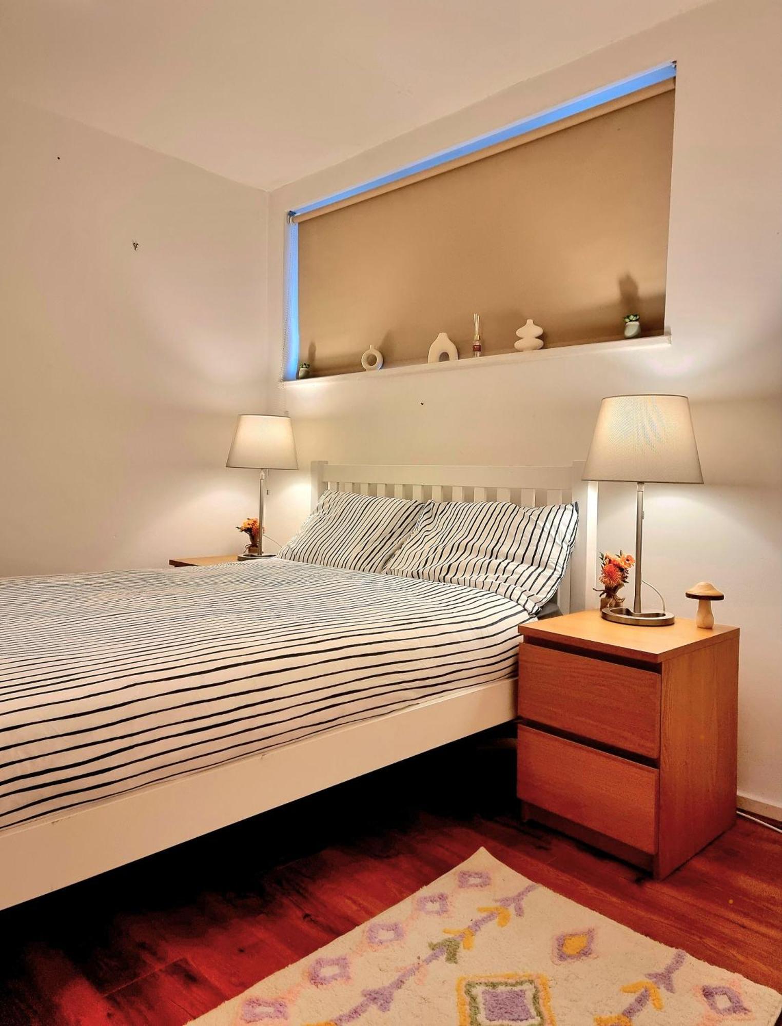 Vakantiehuis Charming 4 Bedroom Duplex With Private Entrance Londen