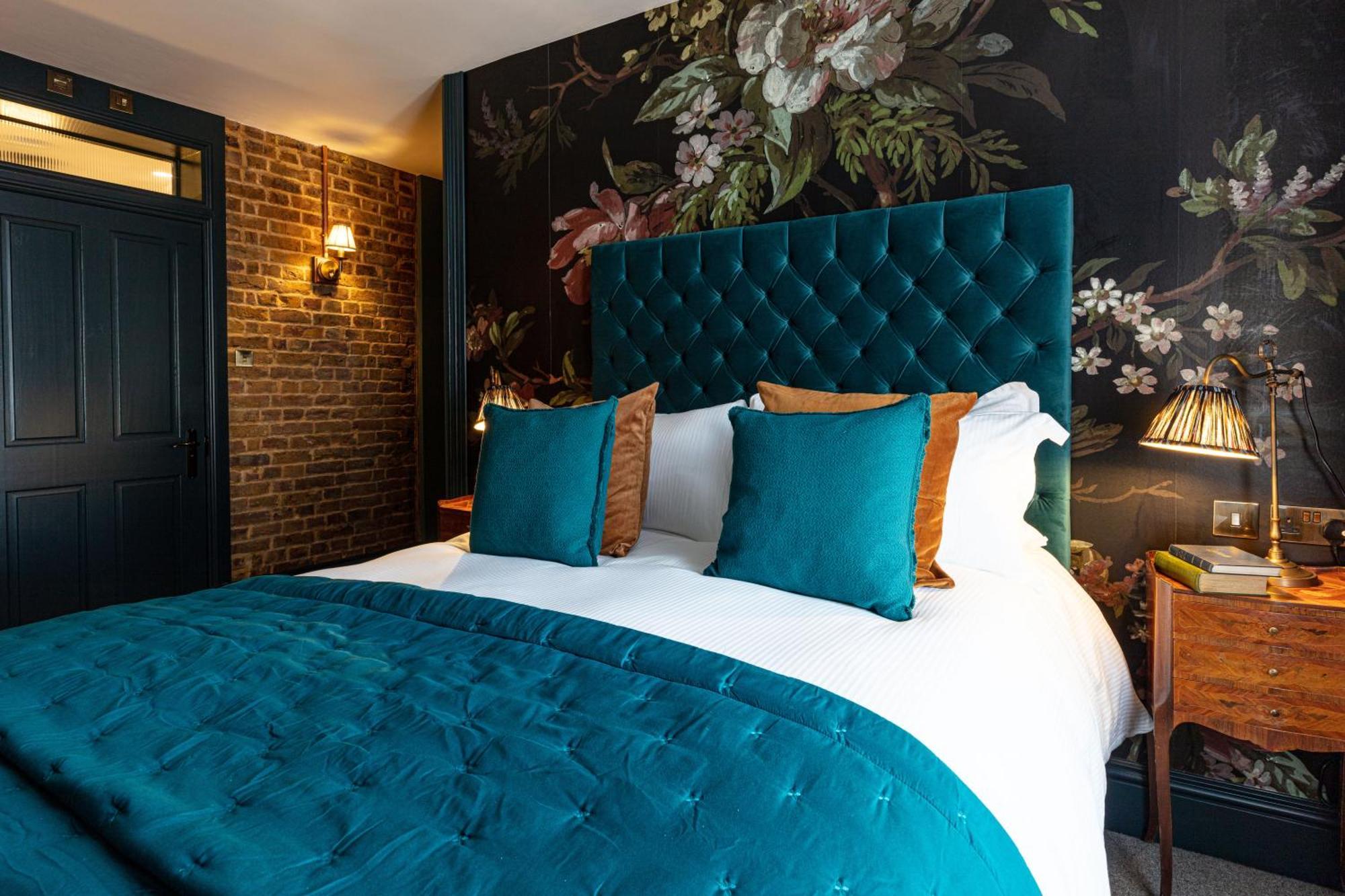 The Red Lion Hotell