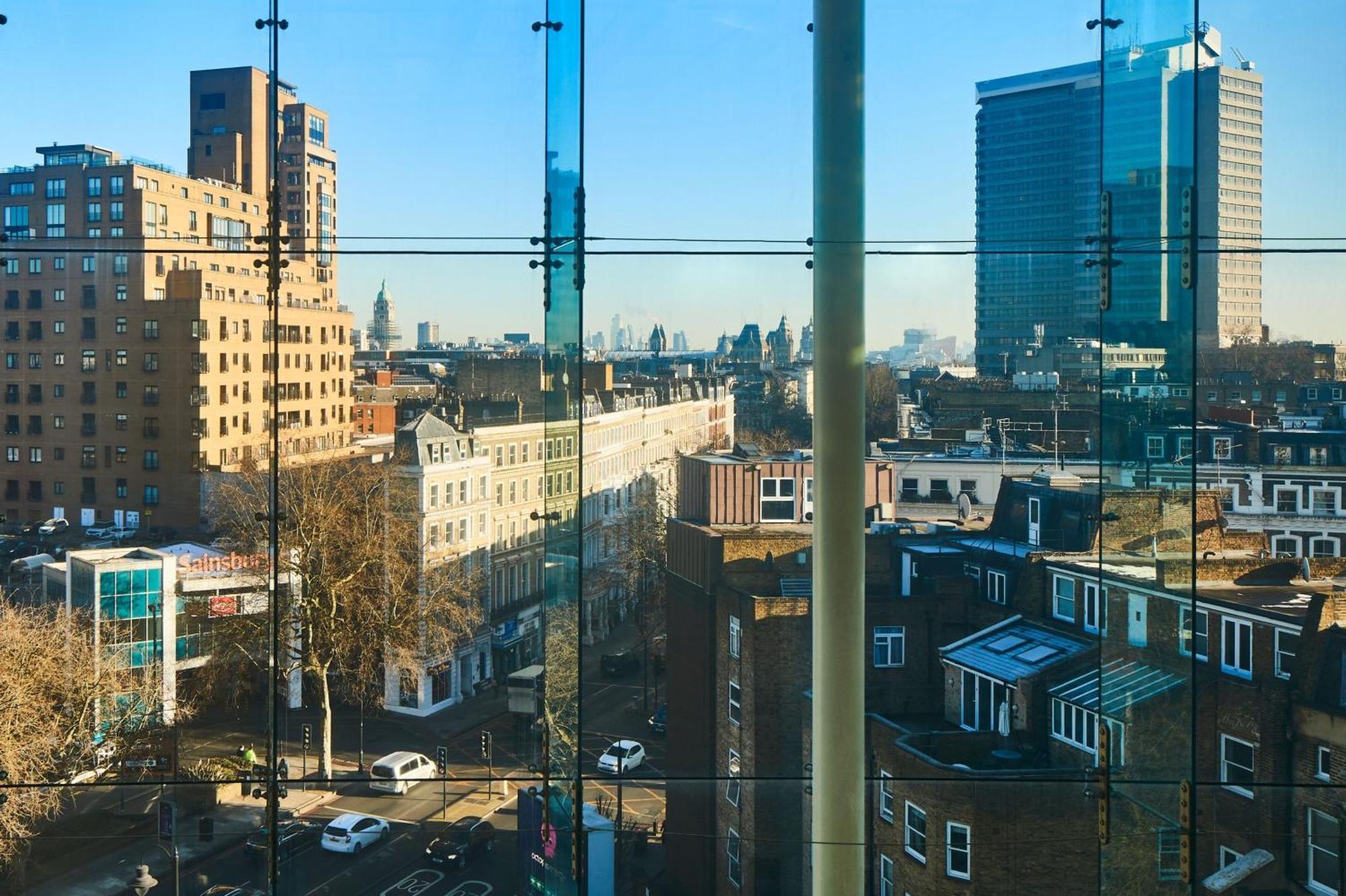 Hotel Marriott Kensington 4*