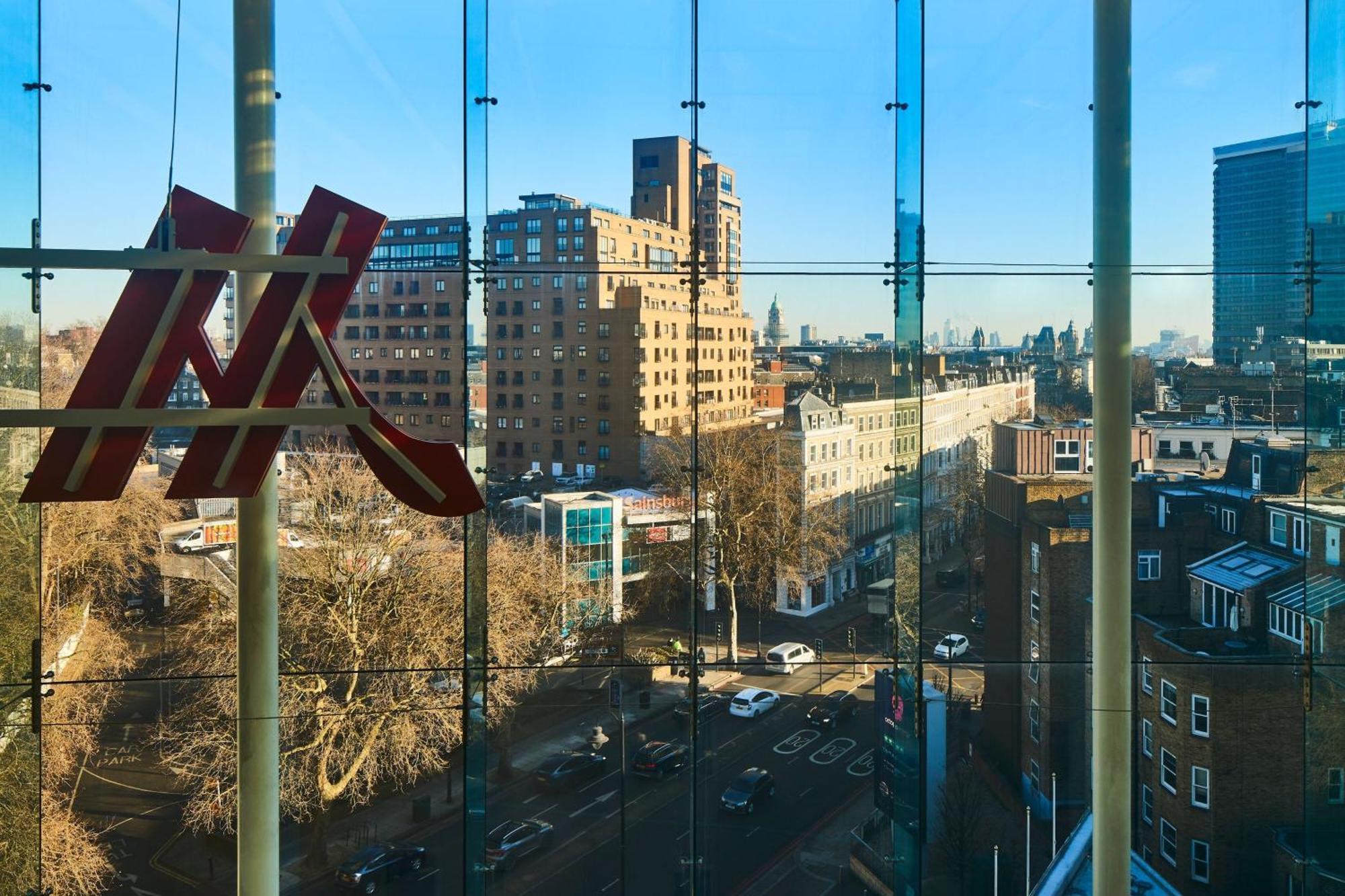 Marriott Kensington 4*