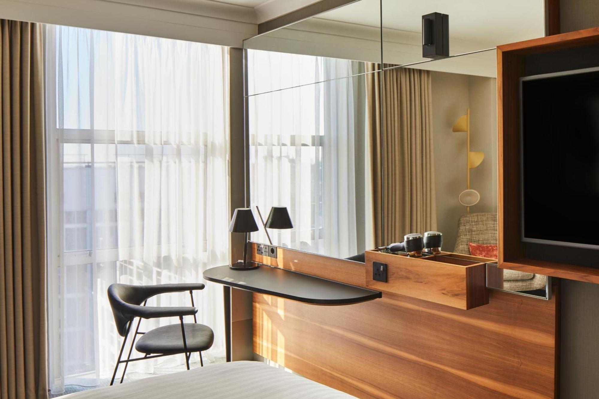Marriott Kensington Hotel 4*