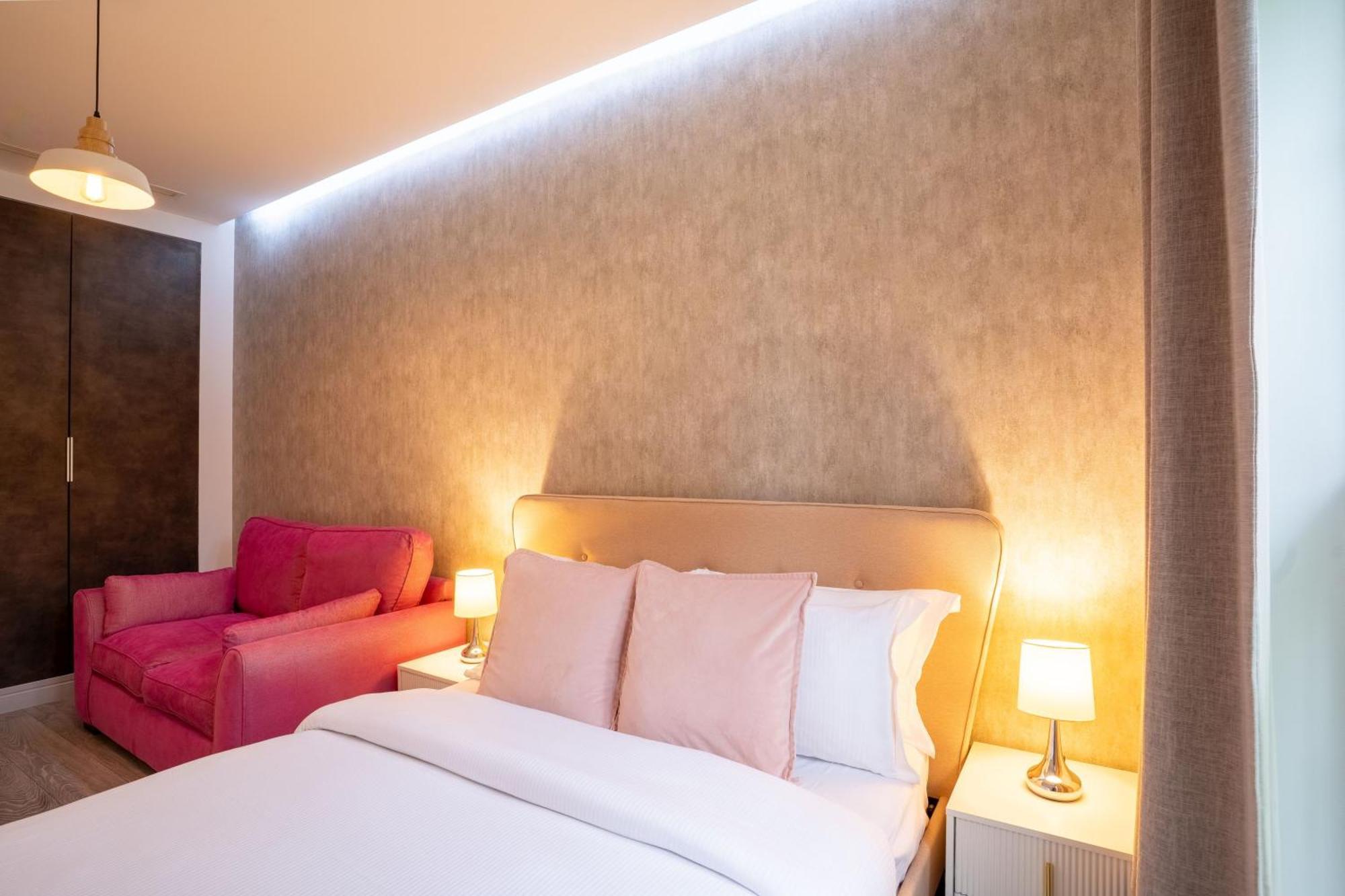 Stylish Modern In Nw6 * London