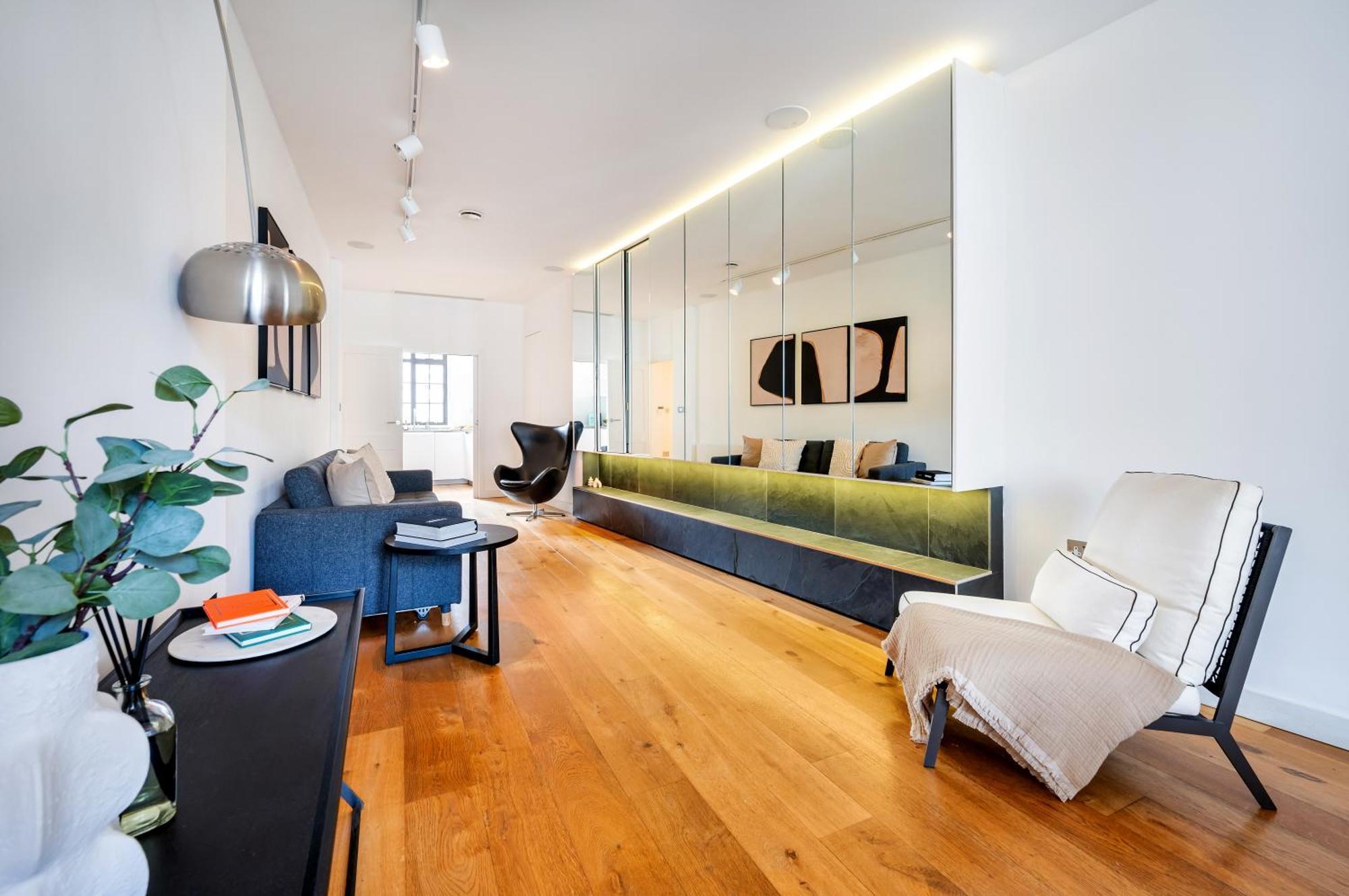 Apartamento Luxury Aircon 3 Bedr, 4 Beds, 2 Bath Trafalgar Sq Londres