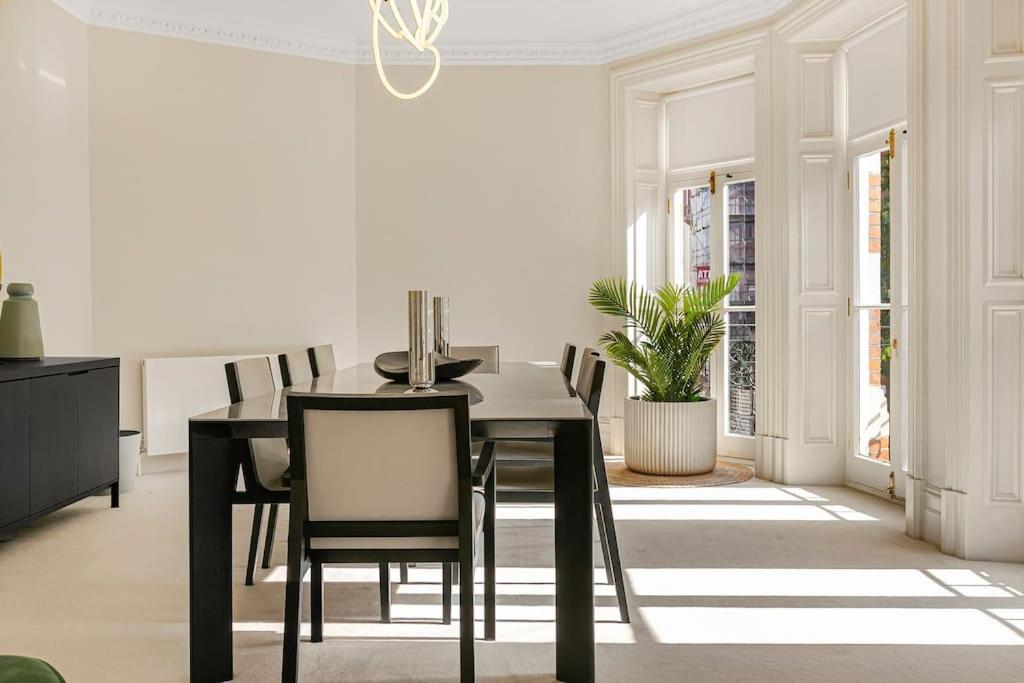 Cadogan Gardens Vip *