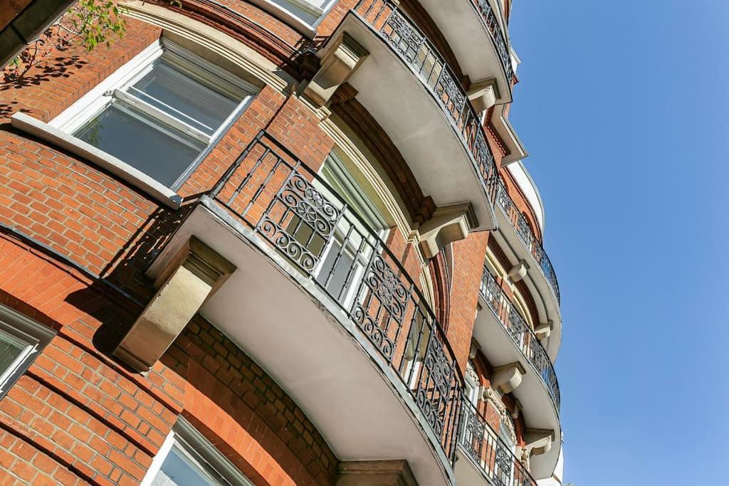 Cadogan Gardens Vip London