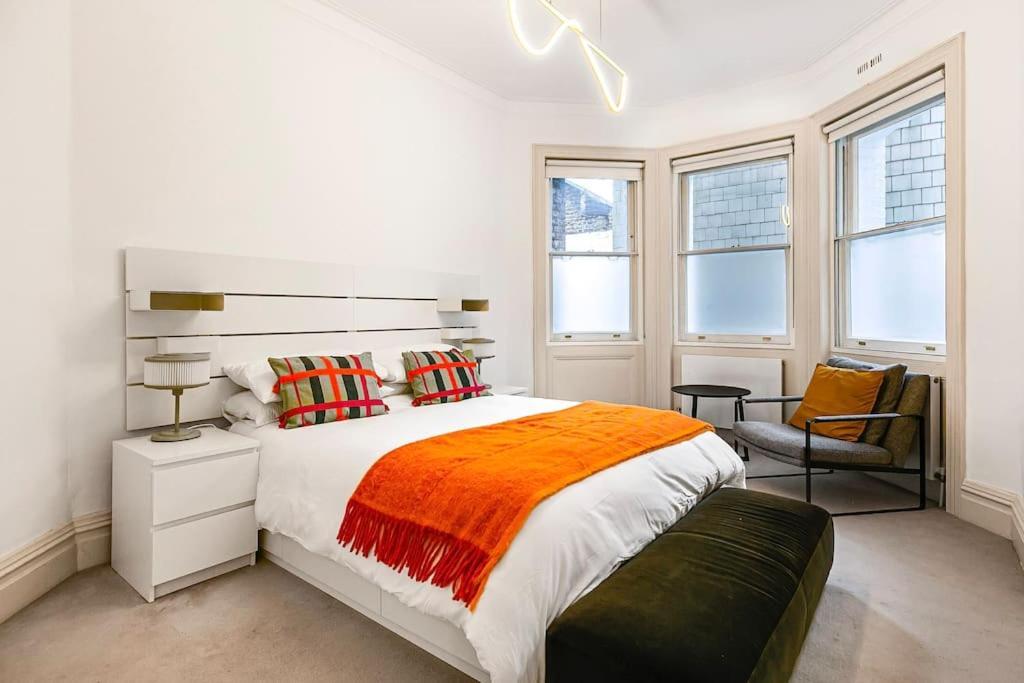Cadogan Gardens Vip Apartment *