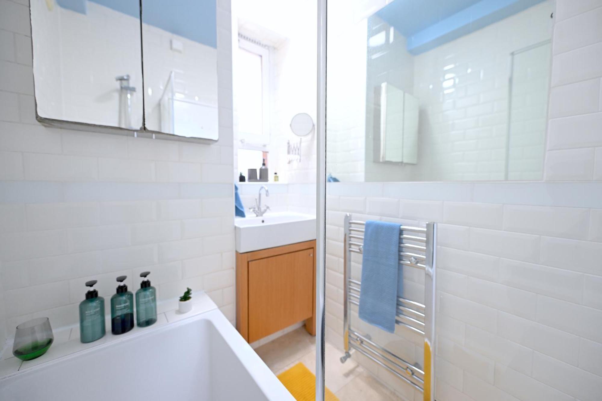 3 Bed Flat In King's Cross Station - Zone 1 Leilighet London