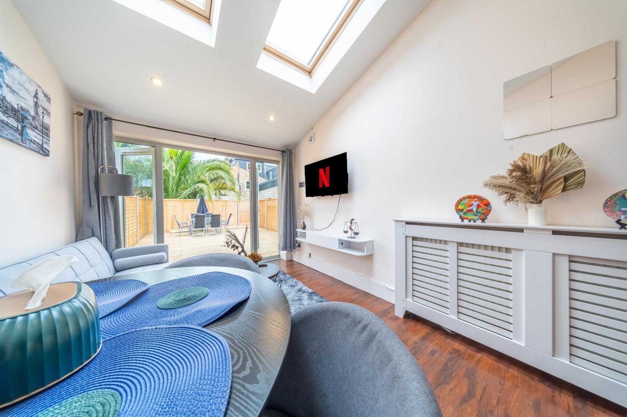 Beautiful 2 Bedroom With Private Garden In Wimbledon - Minutes From * London