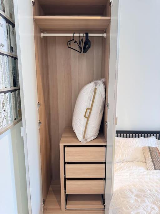 Chic E10 Apartment London