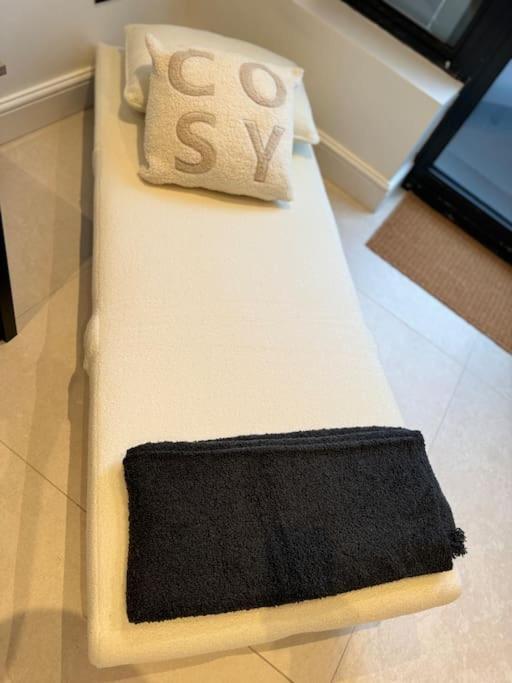 Apartment Chic E10