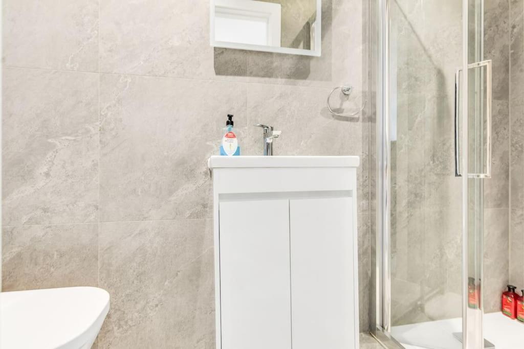 Lux St Johns Wood - Sleeps 7 Leilighet *