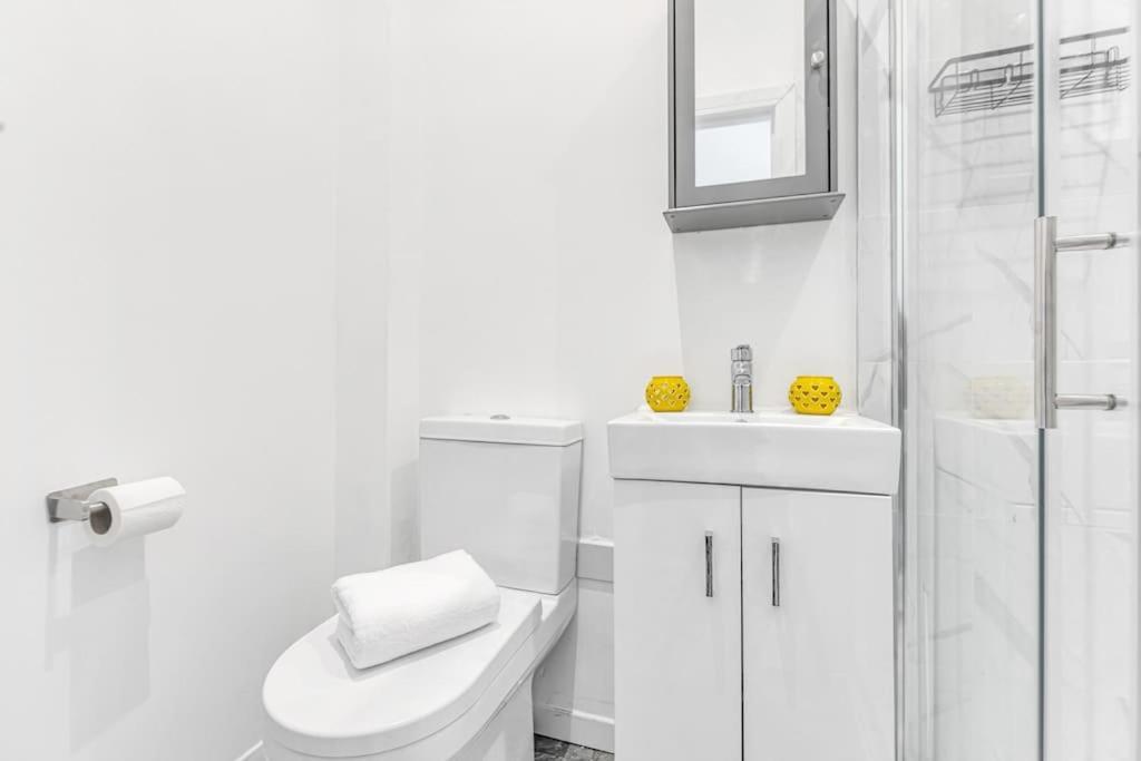 Lux Kensington 2br With Ac - Sleeps Up To 9 Apartment London