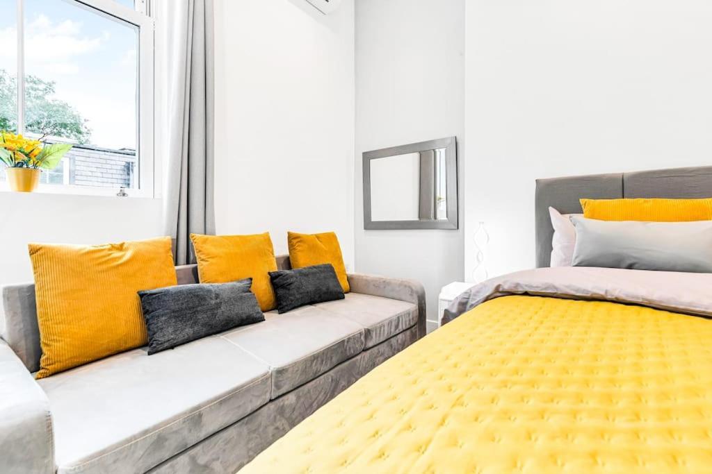 Apartment Lux Kensington 2br With Ac - Sleeps Up To 9