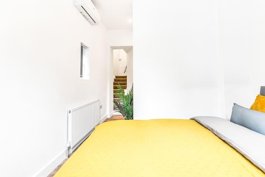 Apartment Lux Kensington 2br With Ac - Sleeps Up To 9 *