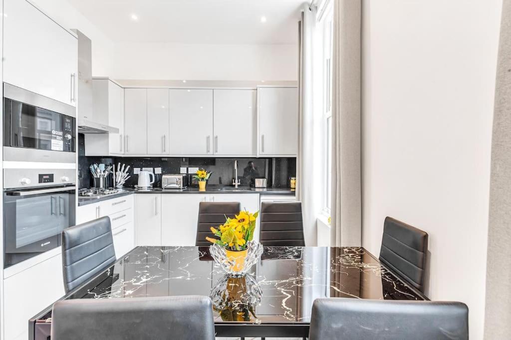 Lux Kensington 2br With Ac - Sleeps Up To 9 Apartamento