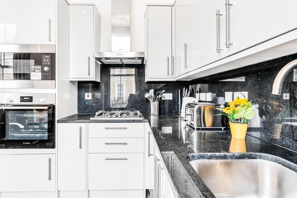 Lux Kensington 2br With Ac - Sleeps Up To 9 Apartment London