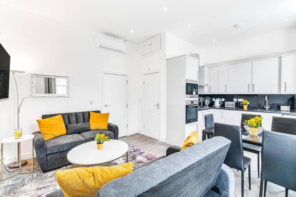 Apartment Lux Kensington 2br With Ac - Sleeps Up To 9 London
