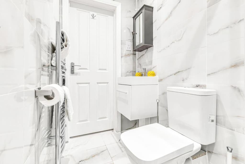 Lux Kensington 2br With Ac - Sleeps Up To 9 London