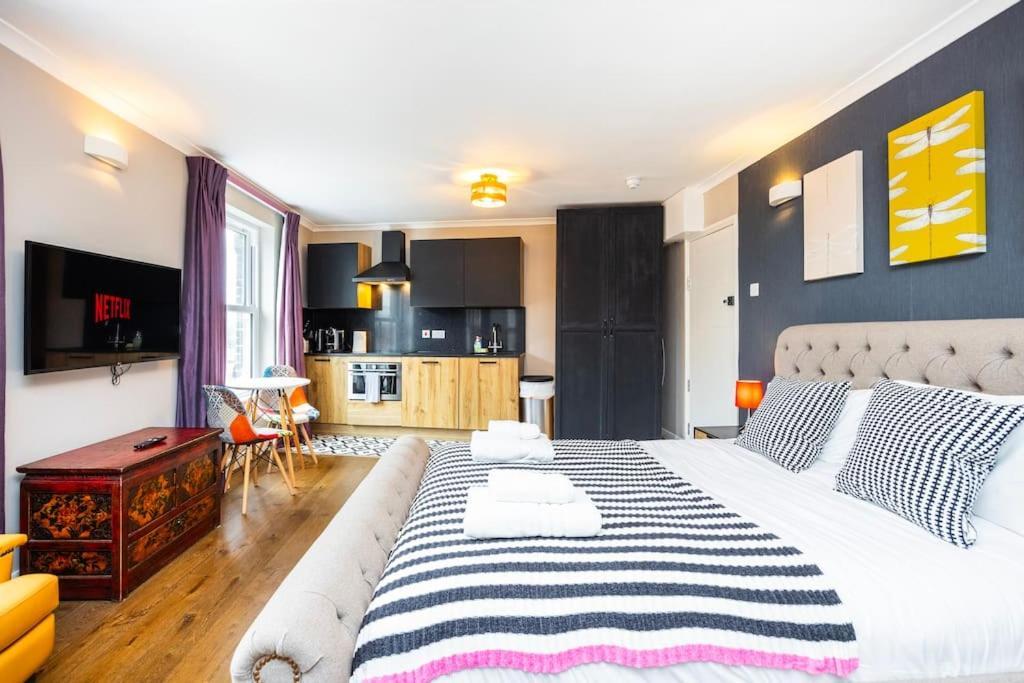 Cosy Modern In The Heart Of Balham Apartment London