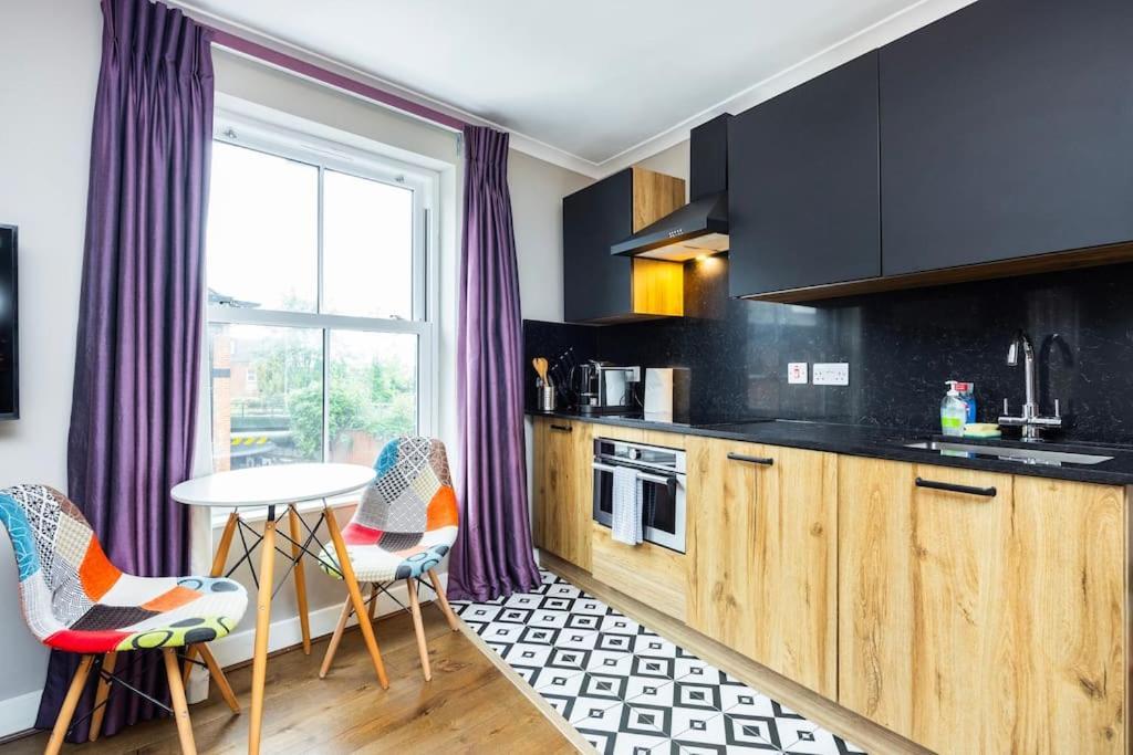 Cosy Modern In The Heart Of Balham *
