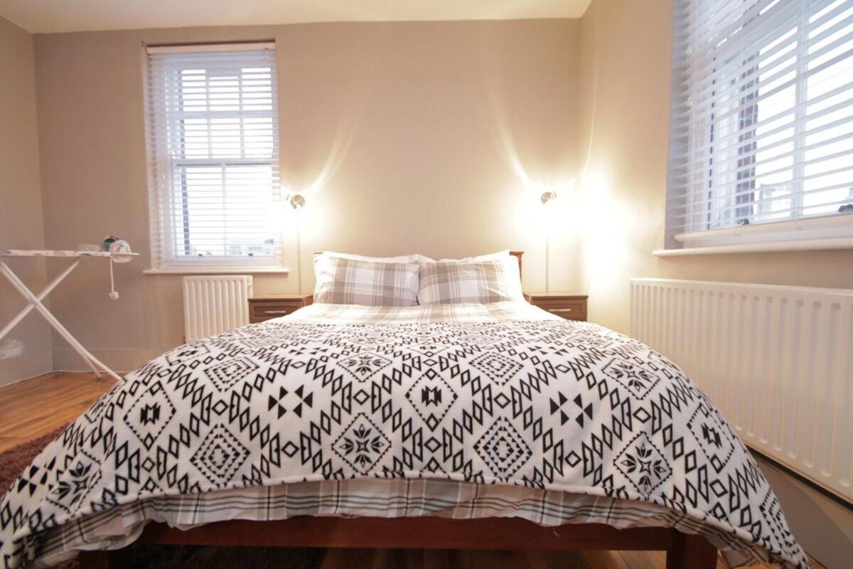 Henley At Shoreditch London
