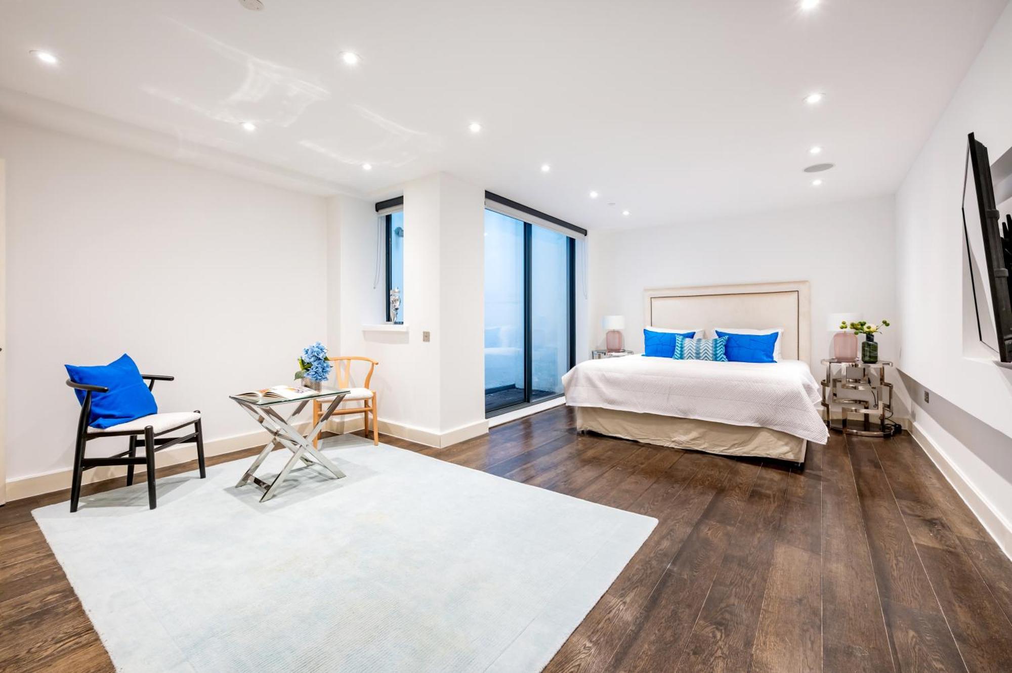 Arcore Premium Primrose Hill *
