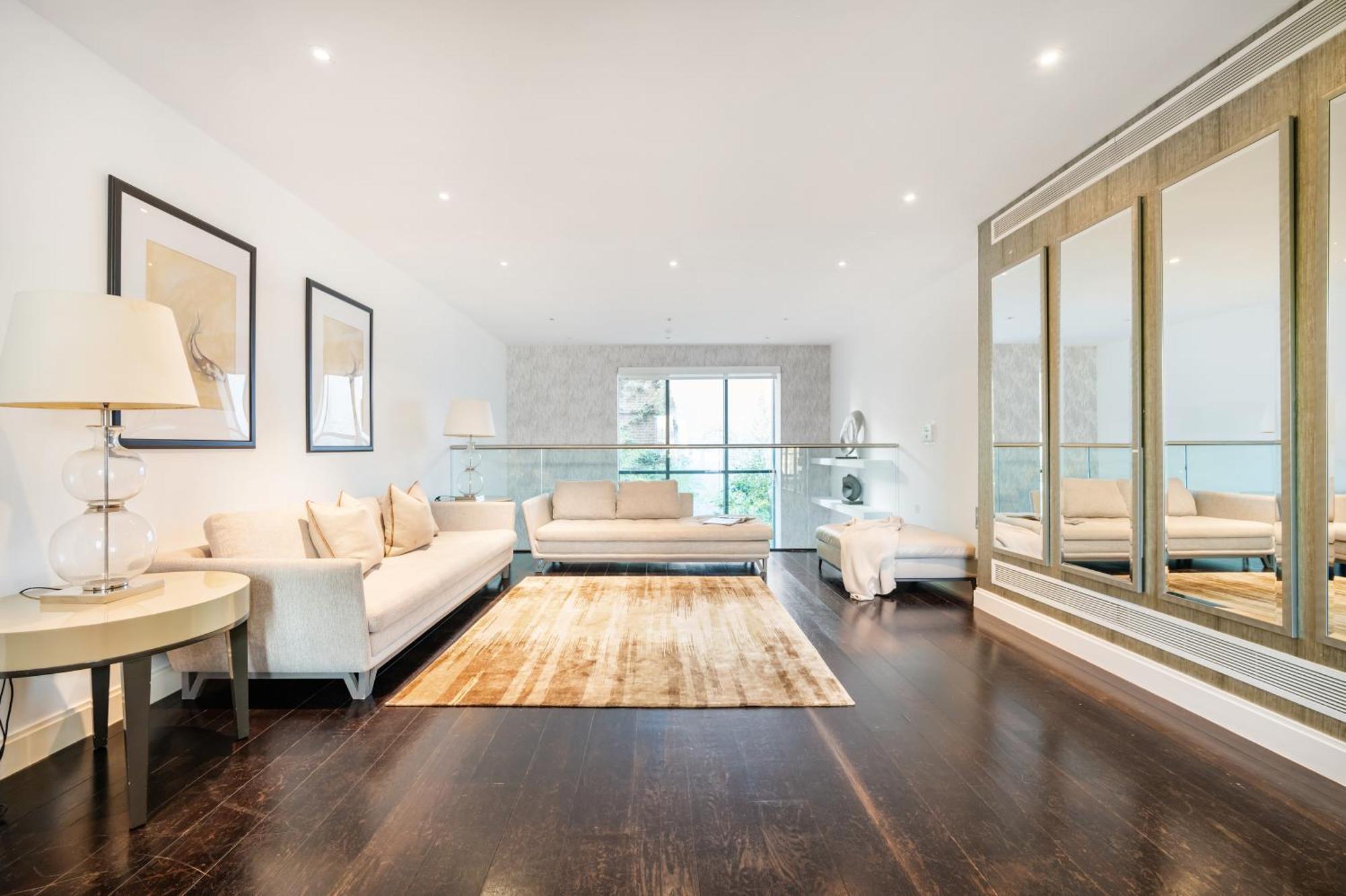 Arcore Premium Primrose Hill *