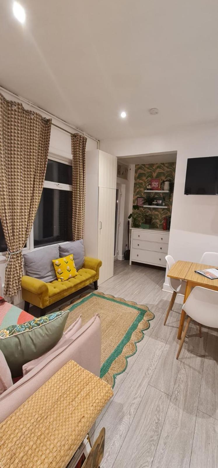 Claremont A - Apartment London