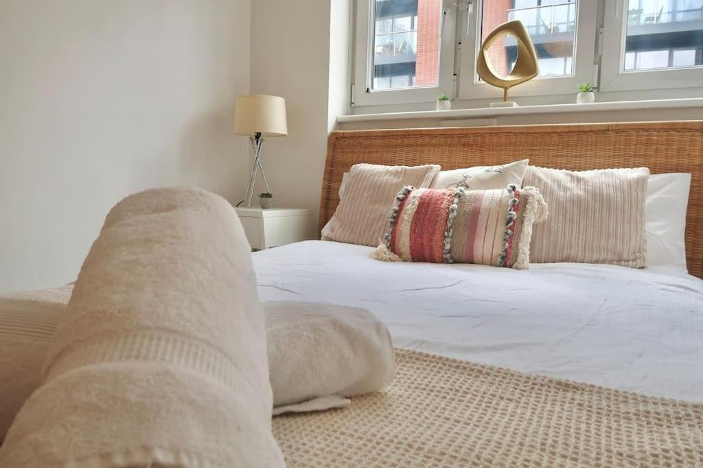 Chic 4-bed In Trendy Clerkenwell W Balcony And Walking Distance To Tube Apartamento *